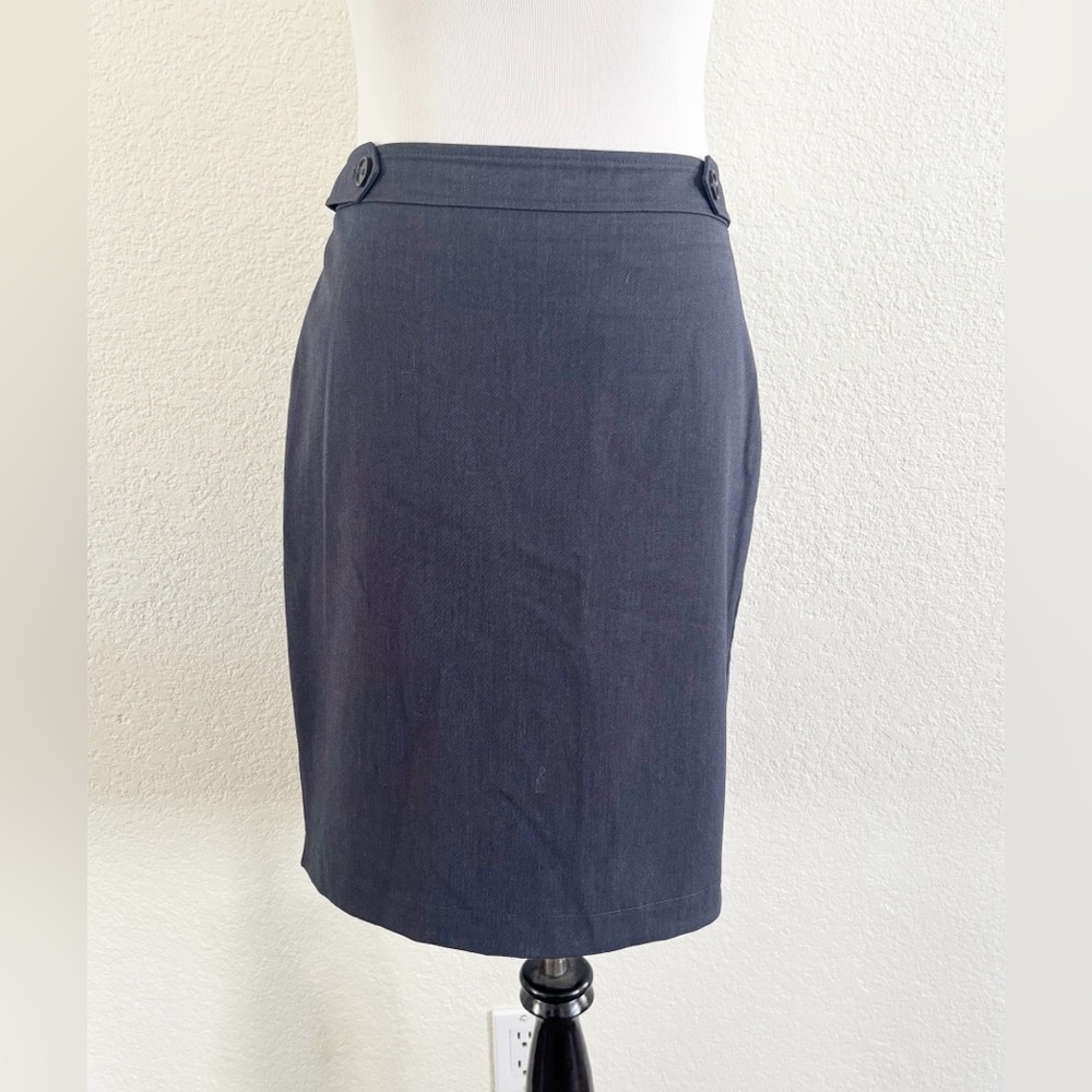 LOFT Gray Pencil Skirt Knee-Length Work Style
